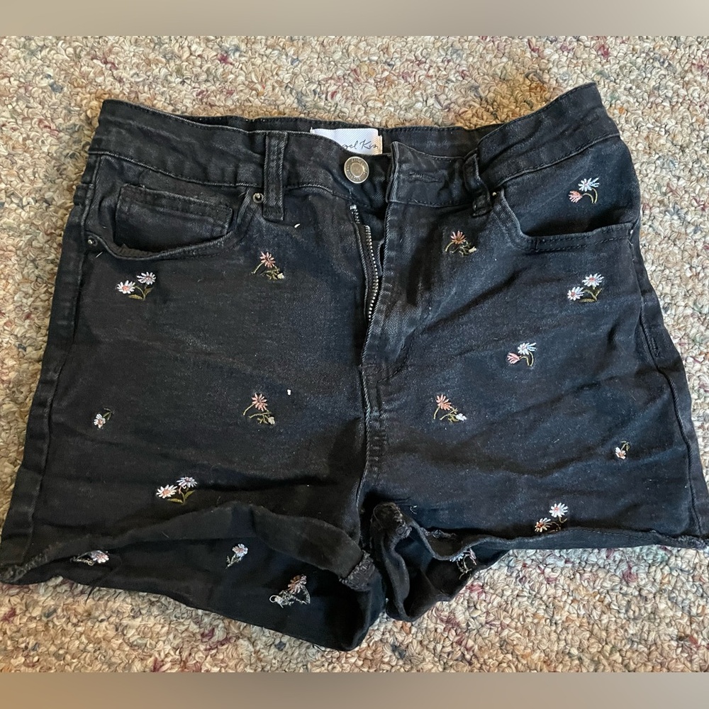 Flower shorts